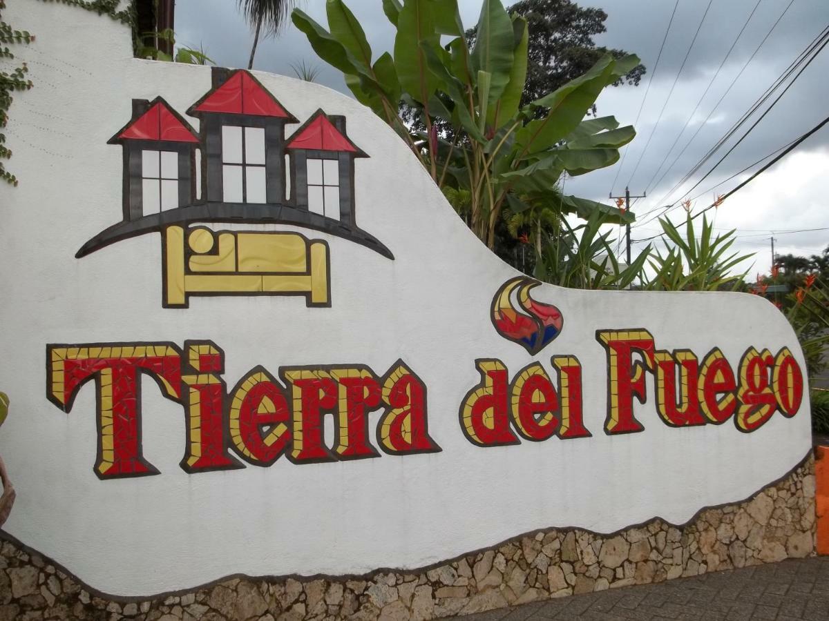 Hotel Tierra Del Fuego La Fortuna ภายนอก รูปภาพ